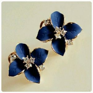 Clover Earrings