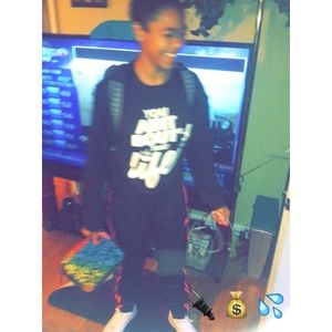 Meet your Posher, Sierra