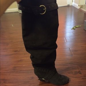 Naughty monkey boots