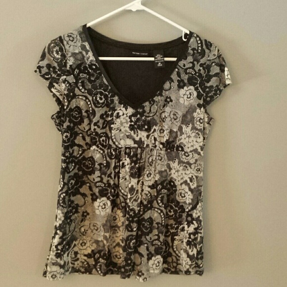 New York and Co shirt