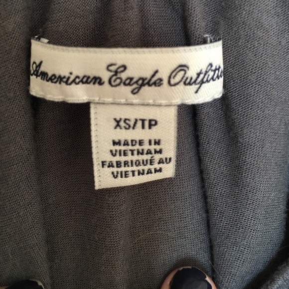 American Eagle Top - Picture 2 of 2