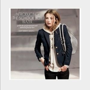 MUST HAVE! JCrew Schoolboy Navy Blazer Size 4