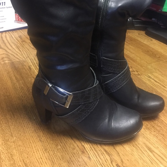Lane Bryant wide calf boots size 9 - Picture 2 of 4