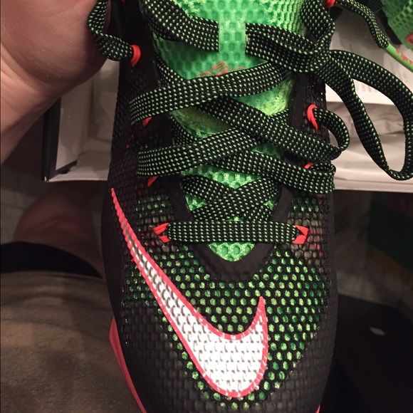 New Lebrons - Picture 3 of 4