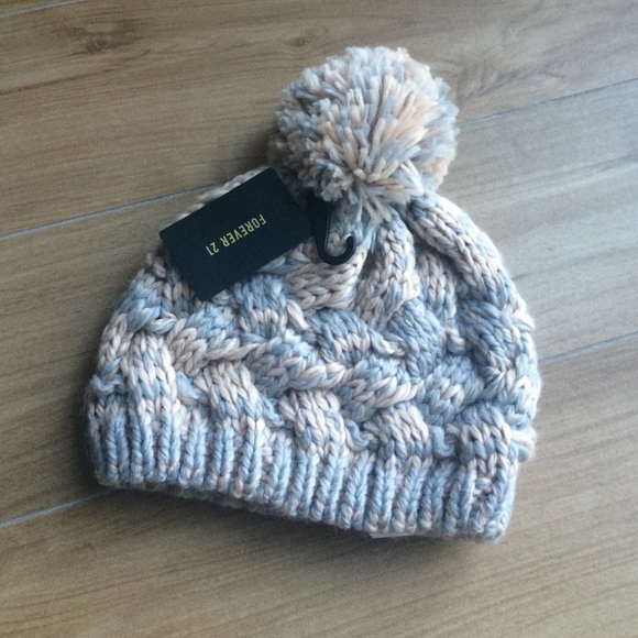 NWT Forever21 Hat