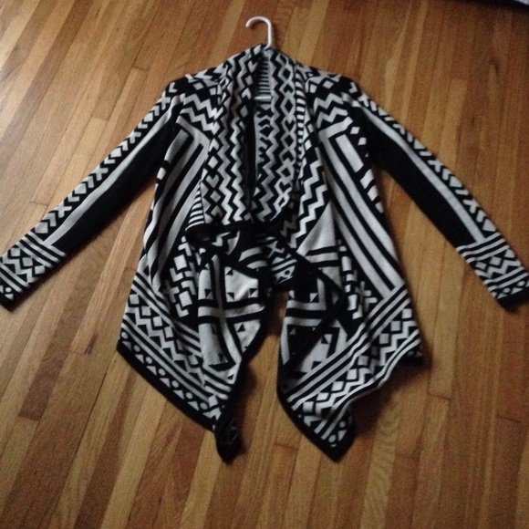 Urban Outfitters Sweaters - UO Aztec Print Sweater