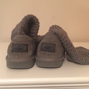 UGG Grey Knit Size 7