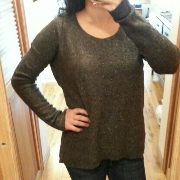 NWT Sparkly Gunmetal Gap Sweater (M)