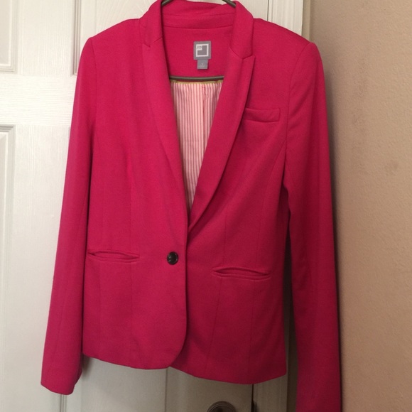 Pink blazer - Picture 2 of 2