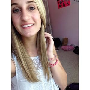 Meet your Posher, Abby