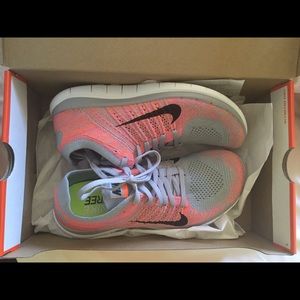 Nike Women's Free Runs