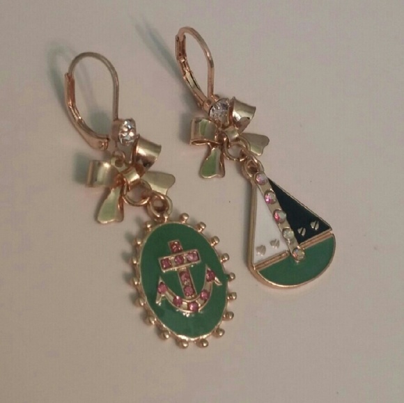 Unworn nautical earrings