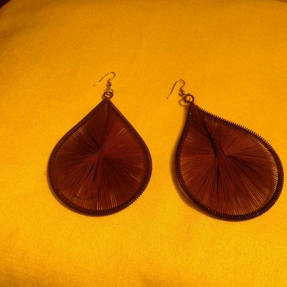 Teardrop earrings