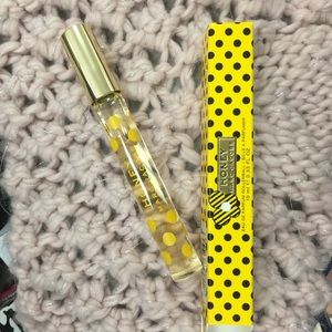 Marc Jacobs Honey perfume roller ball!🎄❤️