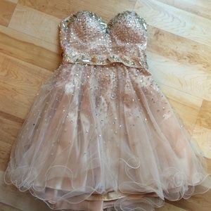 Cream/neutral homecoming dress