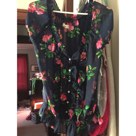 Sheer floral short sleeve shirt