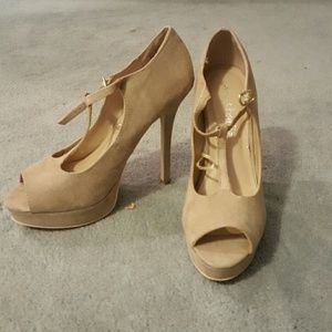 Open toed heels