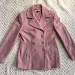 Soft pink wool Pea Ciat