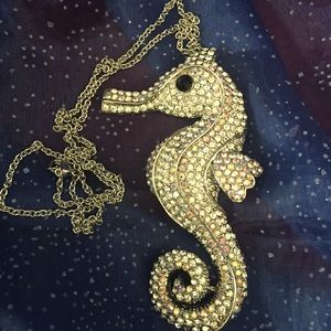 💦Seahorse Pendant/Brooch Silvertone💦