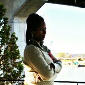 Meet your Posher, Yolanda