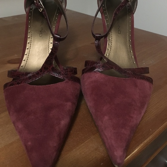 Bandolino Red Suede Wedges - Size 7.5