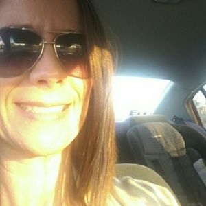 Meet your Posher, Nikki