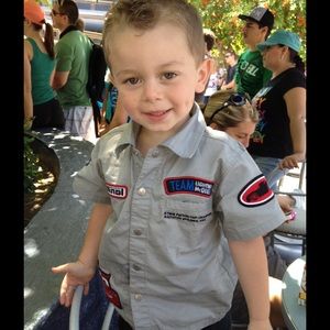 Meet your Posher, Debbie