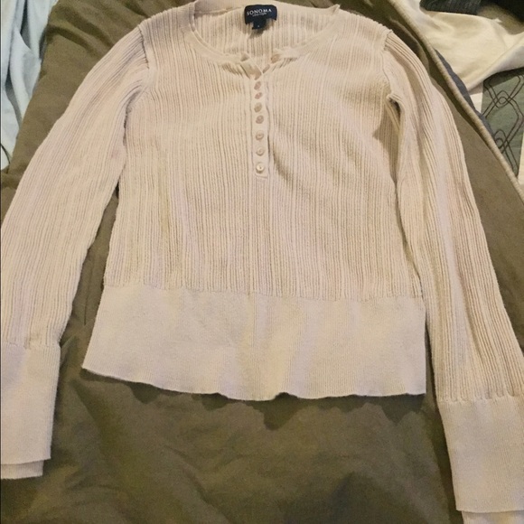Long sleeved cotton top