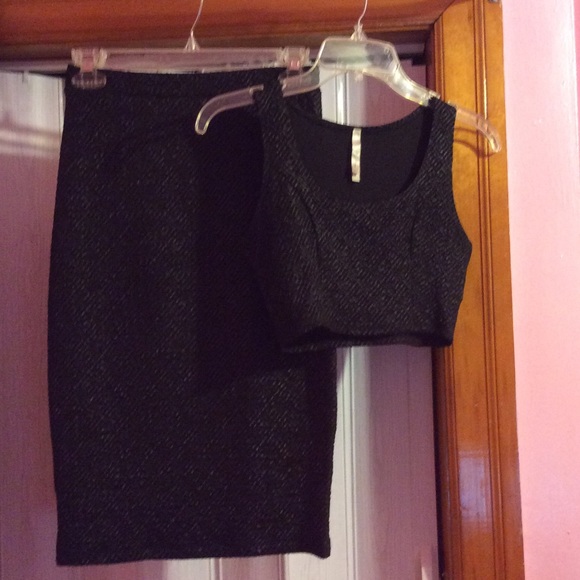Black crop top and skirt set