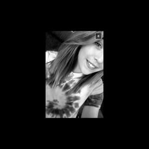 Meet your Posher, Dayna