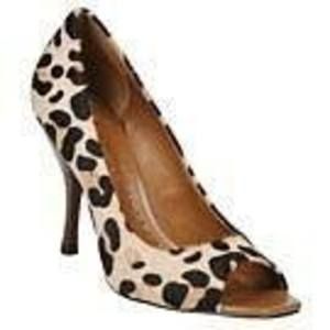 Meet your Posher, Janice