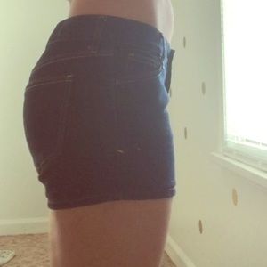 Size 6 Diva jean shorts