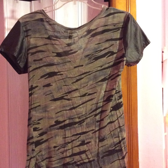 Leather shoulder top - Picture 3 of 3