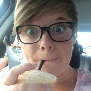 Meet your Posher, Alison