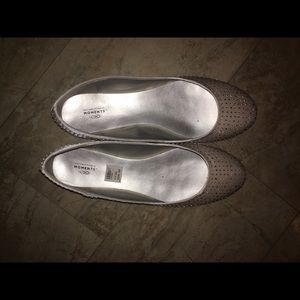 Unforgettable Moments ballet flats worn once