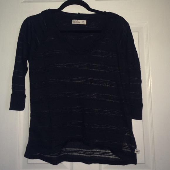 Quarter sleeved top