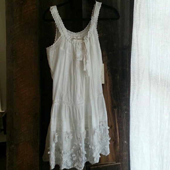 Boston Proper white dress BRAND NEW