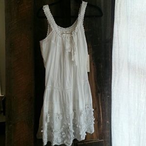 Boston Proper white dress BRAND NEW