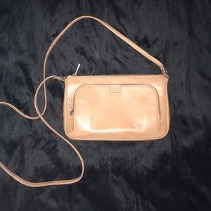 Brand new fossil purse! Feel free to make offer