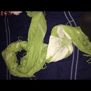 Green Hollister Blanket scarf