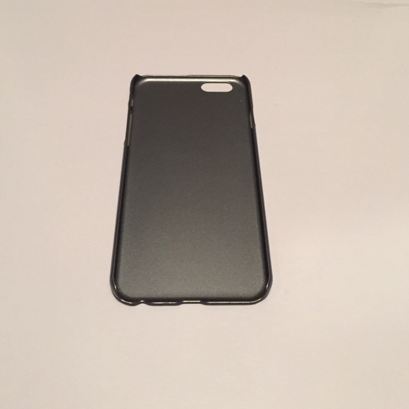 Thin silver iPhone 6 case