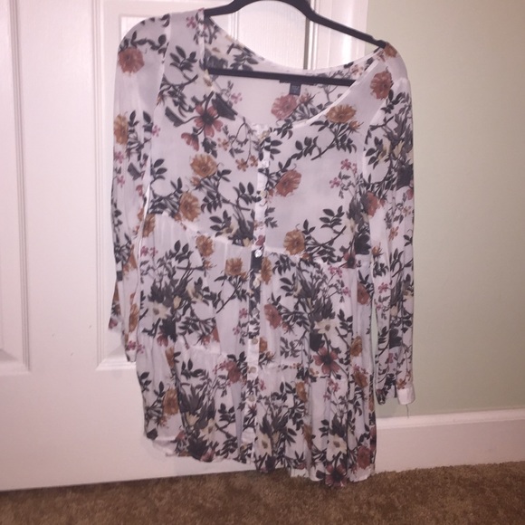 Floral tunic top