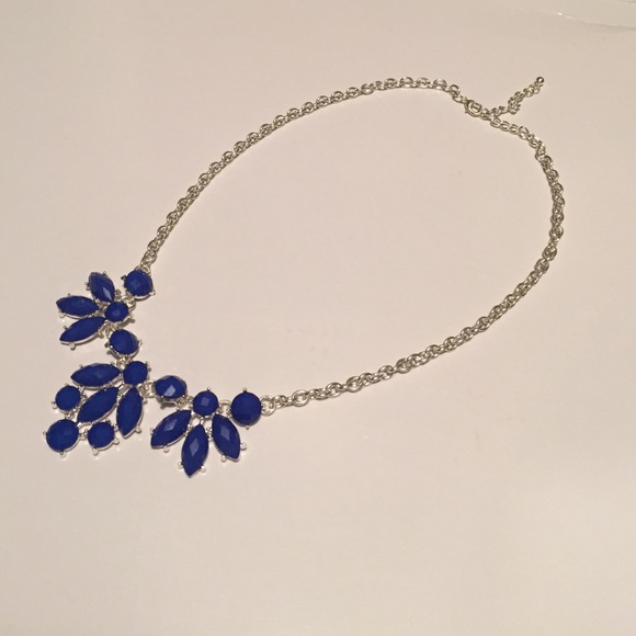 Big blue pendent necklace BRAND NEW