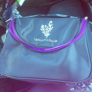 YOUNIQUE large makeup bag MEW