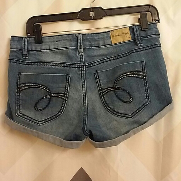 Shorts - Picture 2 of 2