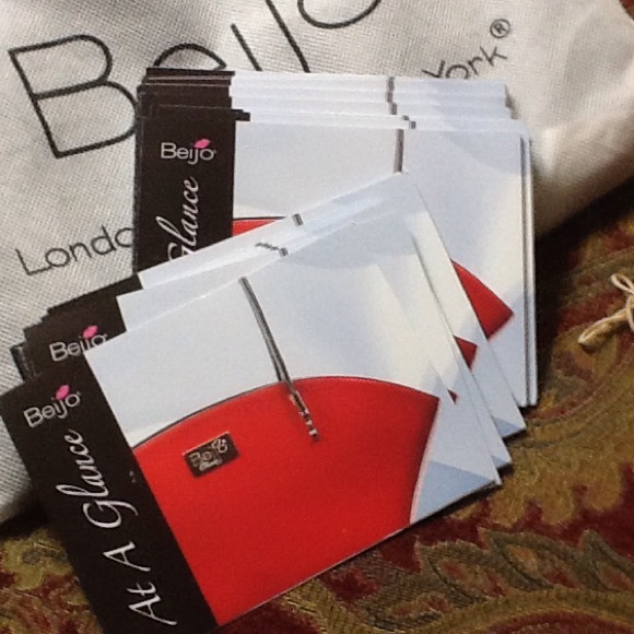 Beijo party invites (20 count) - Free w/ Purchase