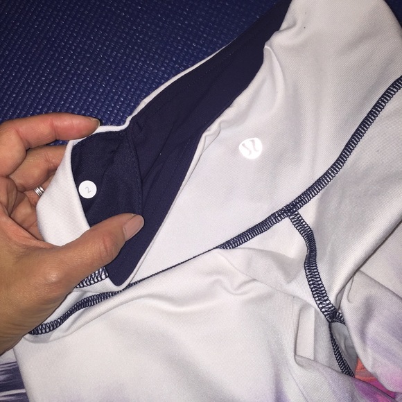 👖Lululemon wunder under crops (mirage) - Picture 2 of 3