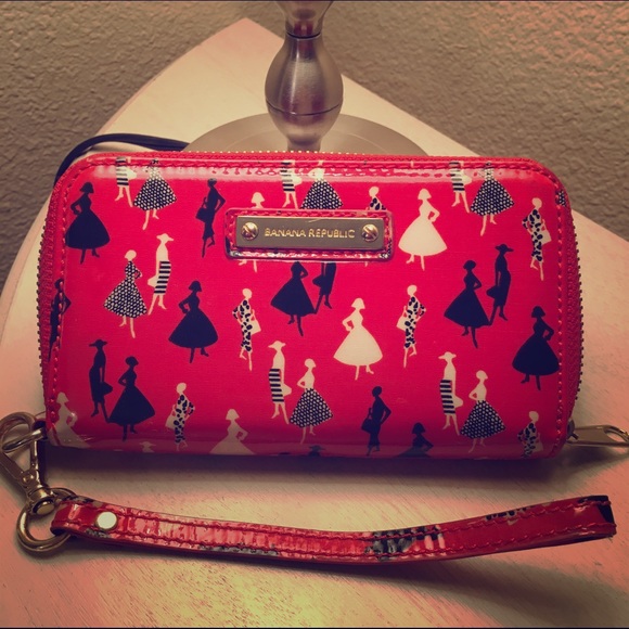 Banana Republic Handbags - Vintage Banana Republic Wallet
