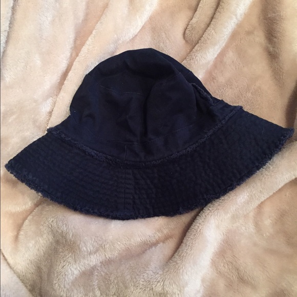 Banana Republic hat