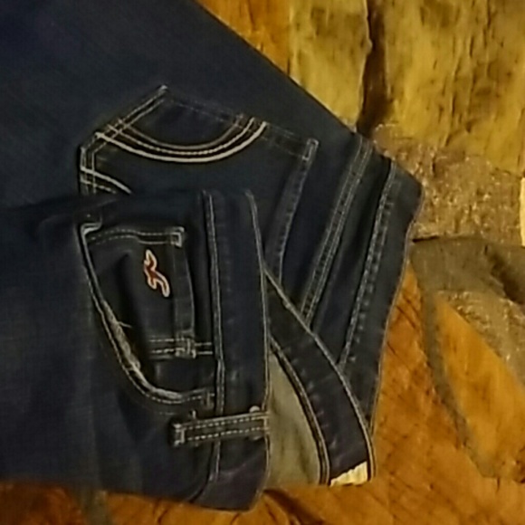 Hollister 5 short. Trade value is $15